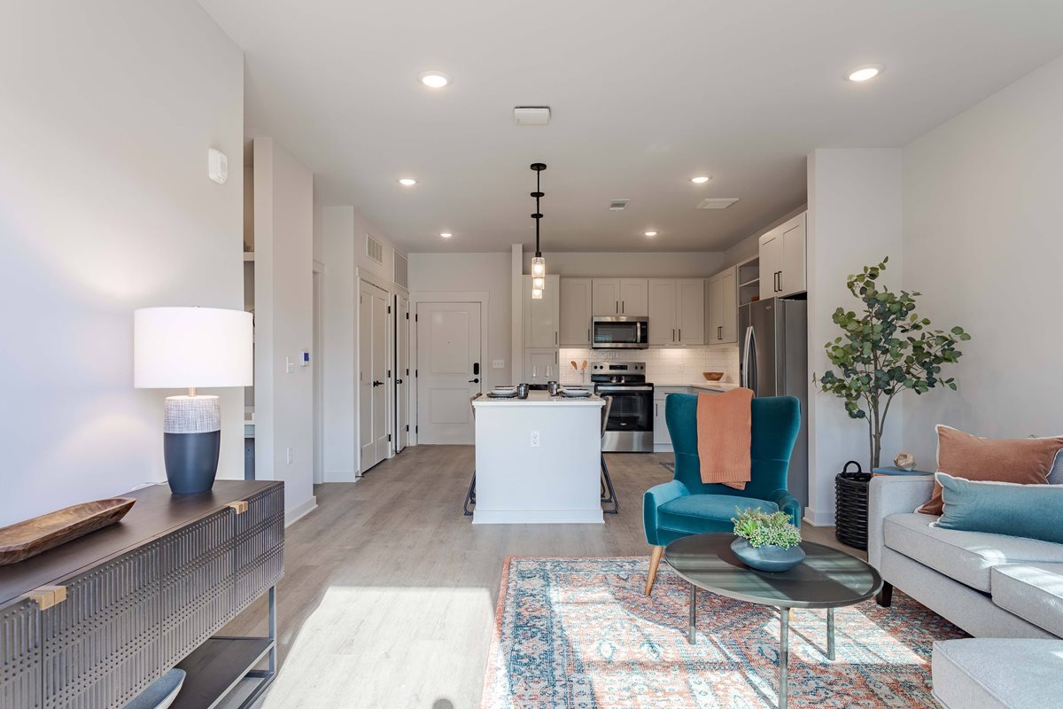 Solstice At June Lake Apartments